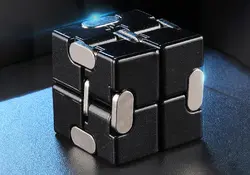 فیجت مکعب بینهایت فلزی