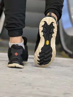 کتونی کوهنوردی و طبیعت گردی کلمبیا مدل 9956