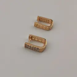 گوشواره استیل نگین دار طلایی | اکسسوری گلامور