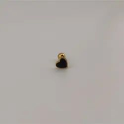 پیرسینگ گوش طلایی قلب داخل مشکی | اکسسوری گلامور