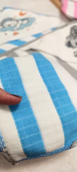 حوله ی راه راه