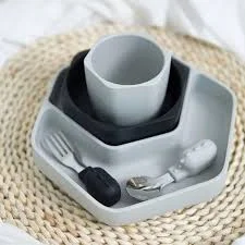 ست قاشق و چنگال طوسی و مشکی هی اور شی heorshe