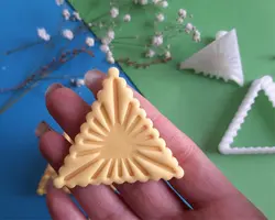 قالب شیرینی مثلثی طرح جهان کد-355