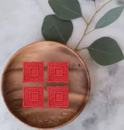 مهر و کاتر شیرینی طرح مربع ورساچ کد-126