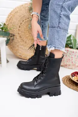 بوت زنانه رنگ مشکی ساده برند Moda Değirmeni