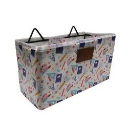 ریکاردو باکس فلزی آویز مستطیل 13*26 متوسط زمینه سفید طرح کتاب و قیچی