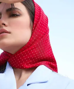 باندانا قرمز خالخالی
