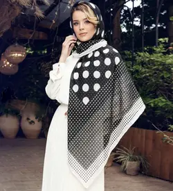 روسری نخی بهاره سفید مشکی
