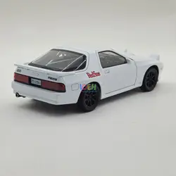 ماشین فلزی عقب کش مزدا قدیمی رنگ سفید