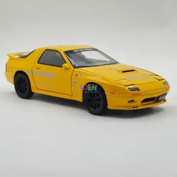 ماشین فلزی عقب کش مزدا قدیمی