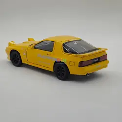 ماشین فلزی عقب کش مزدا قدیمی