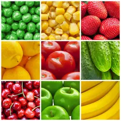 دانلود تصویر شاتراستوک چیدمان توت فرنگی و ذرت و نخود فرنگی و خیار و موز و سیب و لیمو و گیلاس و گوجه فرنگی کد۰۹۴۱۱۳۱۴۳۲