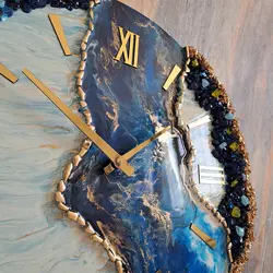 ساعت کریستال و رزین با کد 0107