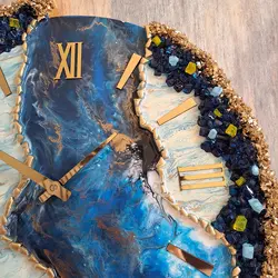 ساعت کریستال و رزین با کد 0107