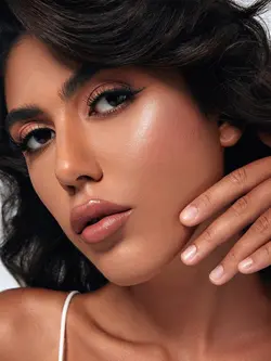 پلت رژگونه و هایلایتر 2در1 شیگلم