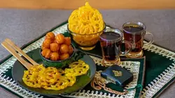 تصویر پس زمینه سجاده و سفره افطار با زولبیا و بامیه - ایران پیک | پیکفری