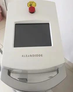 دستگاه لیزر آلما