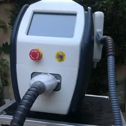 کیوسوئیچ لیزر al1