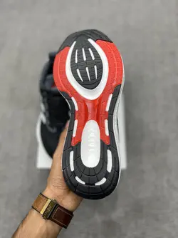 آدیداس سولارگلایدبوست Adidas solarglide