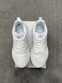 آدیداس کواستار Adidas Questar