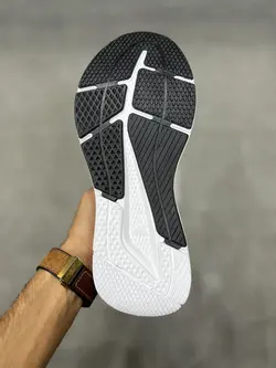 آدیداس کواستار Adidas Questar
