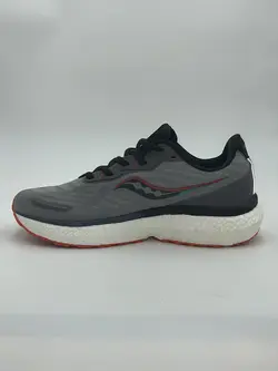 ساکونی تریموف ۱۹ SauconyTriumph19