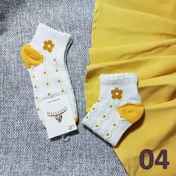 جوراب زنانه گل دار