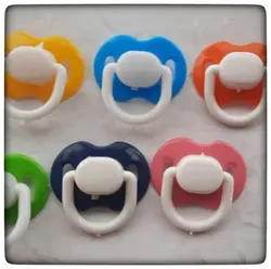 پستونک عروسک نی نی