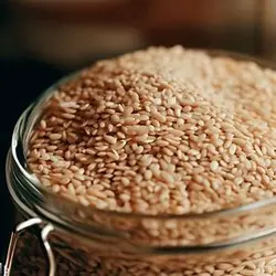 کنجد پوست کنده طلایی (قیمت عمده)