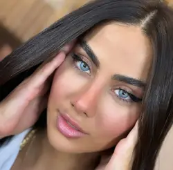 لنز رنگی لیزا مدل مود بلو آبی یخی Lezza Mood Blue