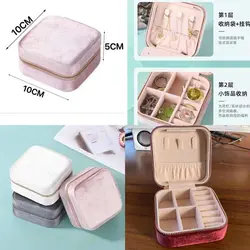 جاجواهری مربع مخملی در سه رنگ