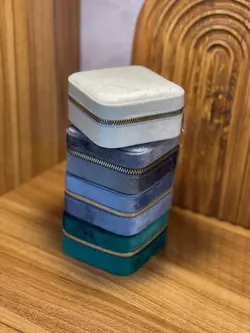 جاجواهری مربع یک طبقه موجود در ۴ رنگ