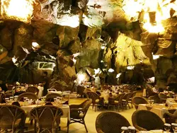 رستوران کوه نور کیش: بن تخفیف + ترانسفر رایگان