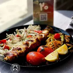 رستوران موزیکال خرچنگ کیش(سرو انواع غذاهای دریایی ،سوشی،لابستر،خرچنگ و..)