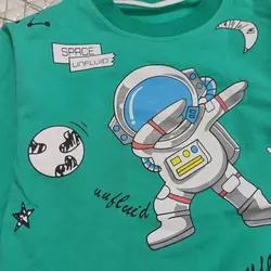 لباس بچگانه وارداتی بلوز و شلوار پسرانه رنگ بنفش یشمی سفید یک تا پنج سال کد 3904