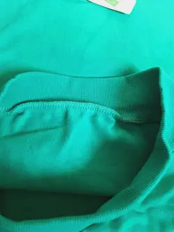 بلوز نگین دار آستین انگشتی