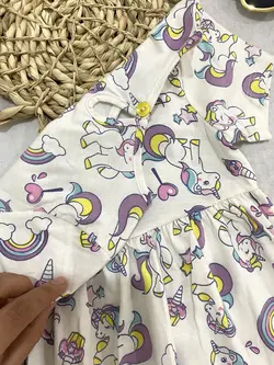 پیراهن یونیکورن زمینه شیری