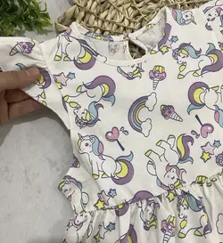 پیراهن یونیکورن زمینه شیری