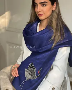 شال تافته سرمه ای با اکسسوری دٌرنا