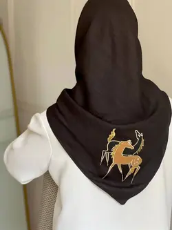 روسری تافته مشکی با اکسسوری دو اسب