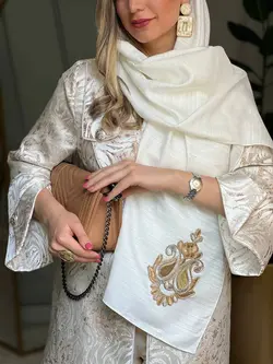 شال تافته سفید با اکسسوری بٌته جقه