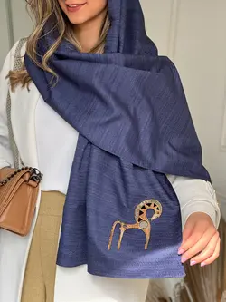 شال تافته با اکسسوری اسب چوبی
