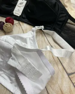 سوتین بدون فنر گلدوزی کلاسیک صادراتی کش باریک مارک معتبر لعیا(جین ۱۲تایی)