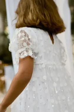 پیراهن تور سفید پولک دوزی با گل