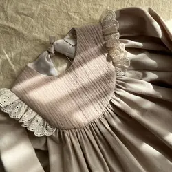 پیراهن و بادی بابونه