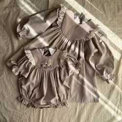 پیراهن و بادی بابونه