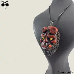 گردنبند خاص و جذاب شخصیت هل بوی