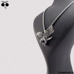 گردنبند طرح عقاب با بال های باز شده!