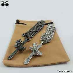 گردنبند صلیب نگین دار با حلقه تاج و زنجیر بلند