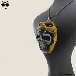 گردنبند لاتی اسکلت با ماسک هیولا